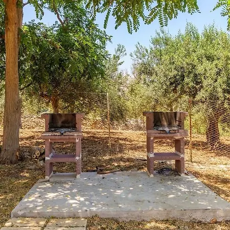 Oasi בית נופש סקופלו